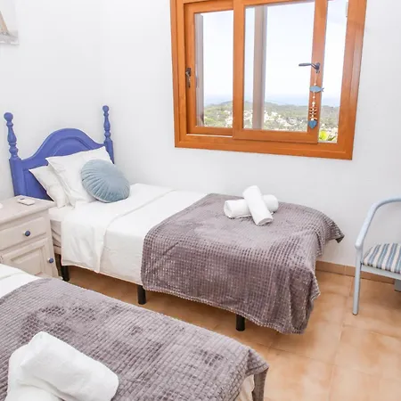 Cl12 Magnificent With Beautiful Sea Views