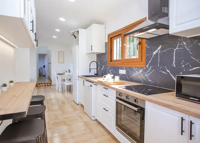 Cl12 Magnificent With Beautiful Sea Views Ferienhaus